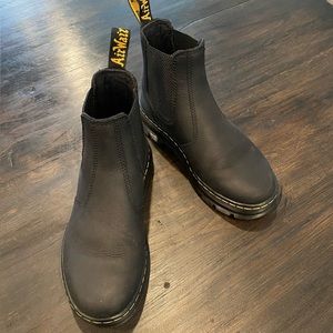 Dr. Martens Embury Chelsea Boots
